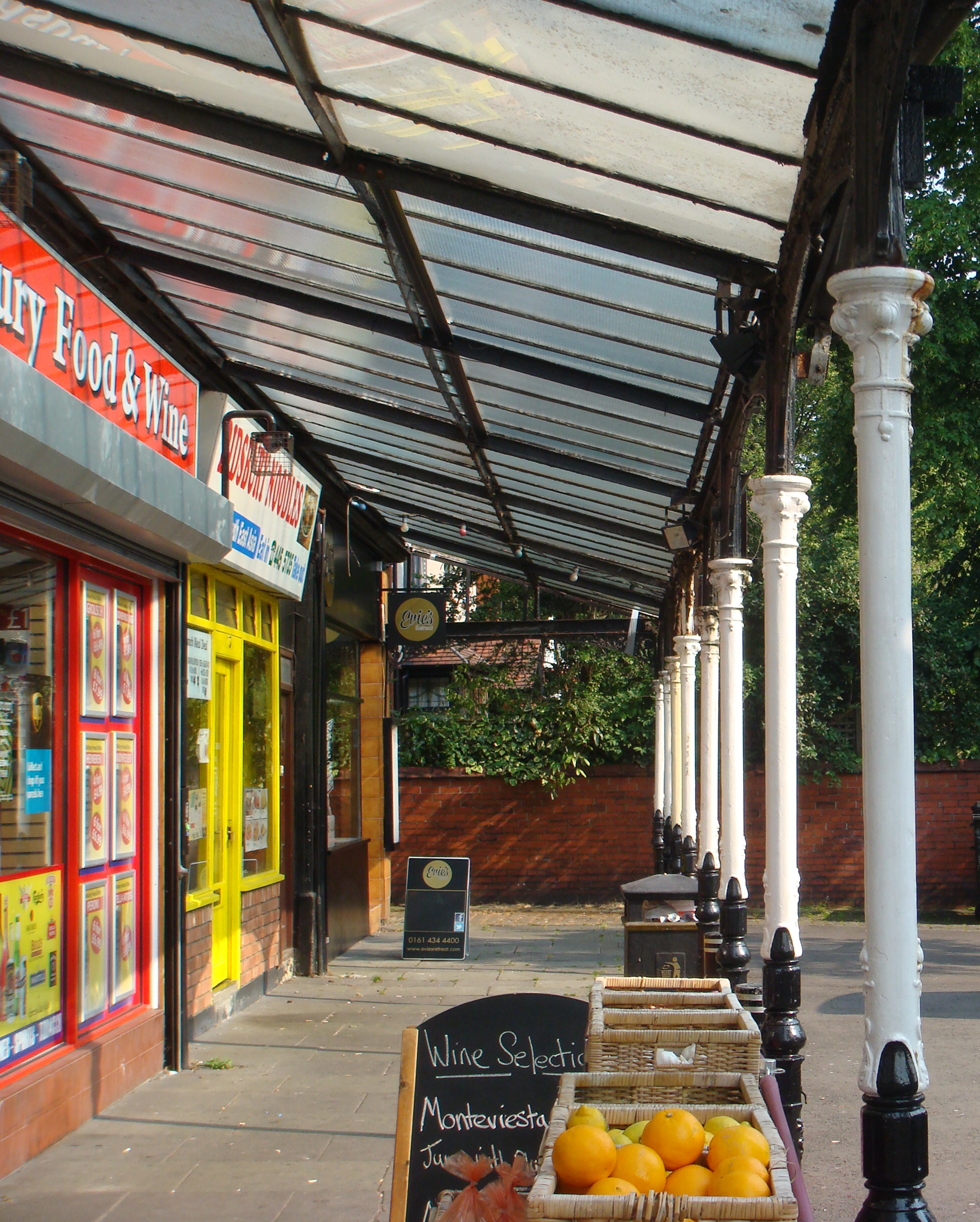 Lapwing Lane Arcade, Withington/Disbury