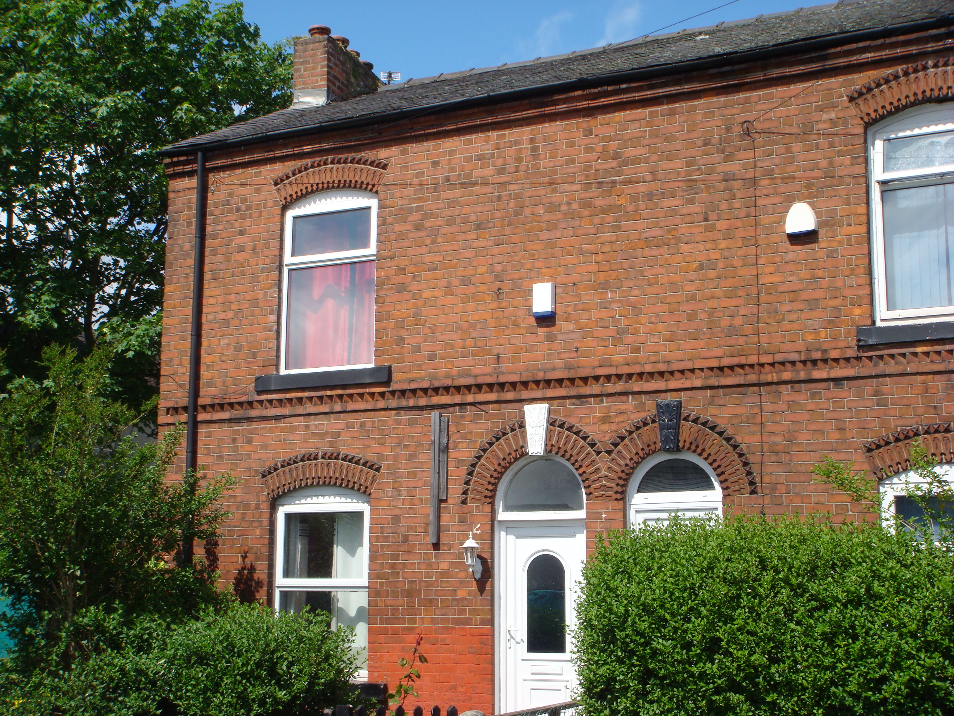 Cottages and housess in Ladybarn, Manchester