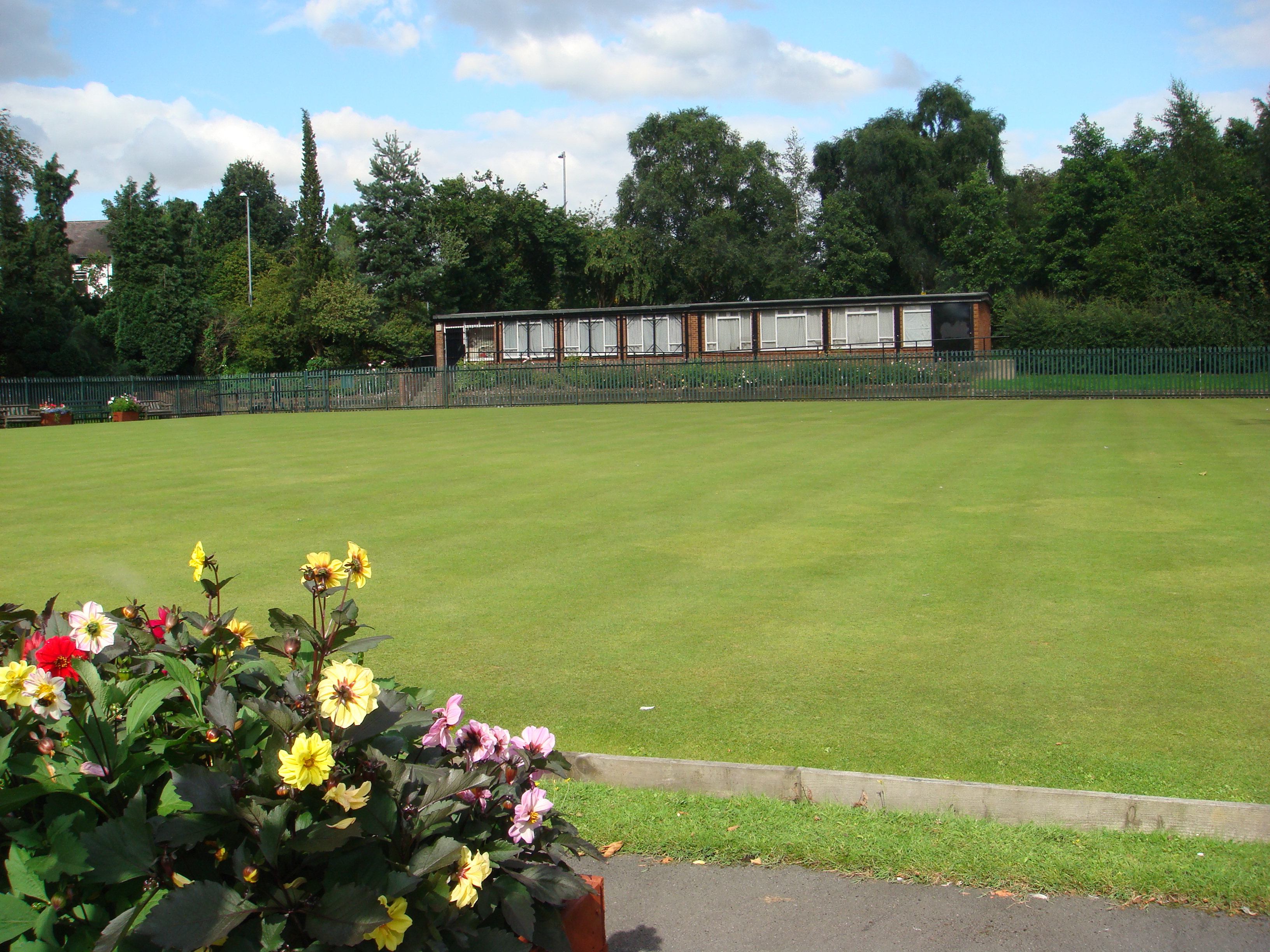 Ladybarn Park: Bowling Green
